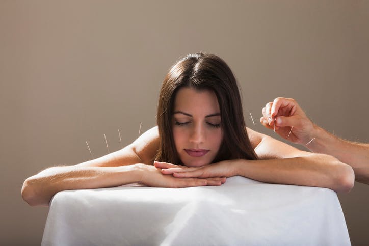Acupuncture et fertilité : un coup de pouce naturel pour concevoir ?