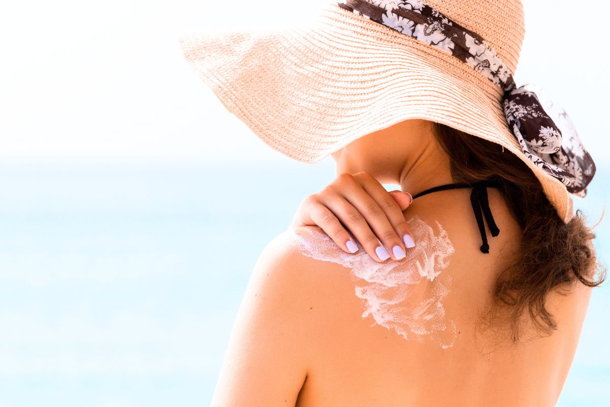 Crème solaire : cette mauvaise habitude fréquente peut mettre votre santé en danger
